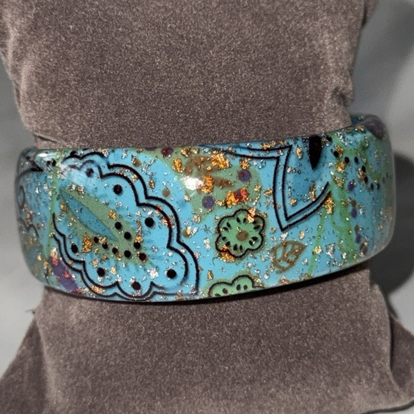 Artisan Teal and Gold Lucite Chunky Bangle Floral Paisley Bracelet Dimensional - Picture 2 of 9